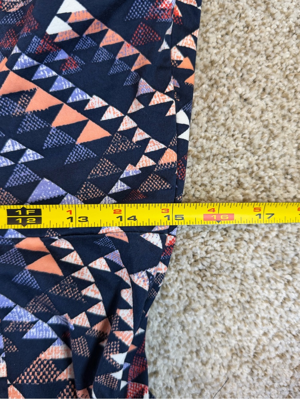 Banana Republic Factory Dress Womens Sz 12 Fit n Flare Multicolor Geometric - Picture 7 of 8